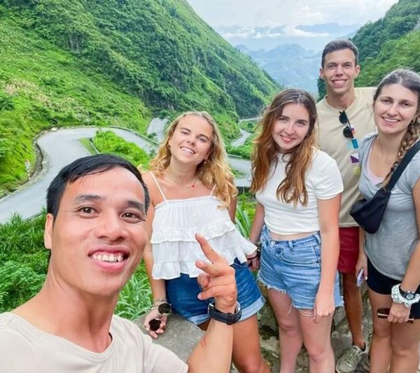 Ha Giang Loop Group 3 Days Tour