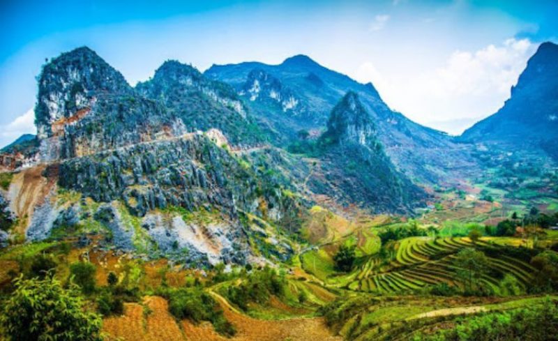 Ha Giang – Dong Van – Meo Vac Karst Plateau group 04 days tour 1