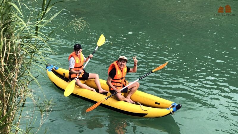 kayaking on quay son river