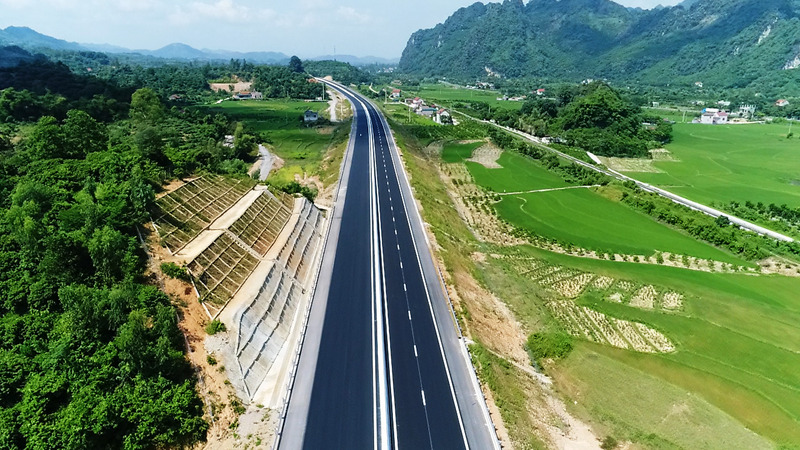 Route 1 Hanoi - Bac Kan - Cao Bang