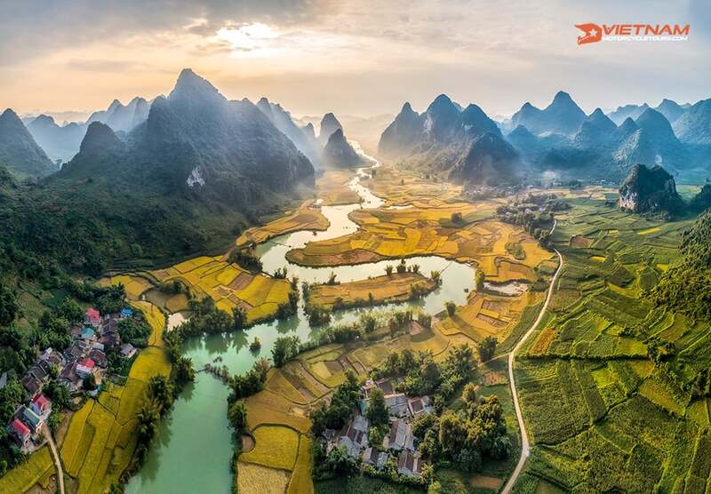 why should you choose the hanoi to cao bang motorbike route