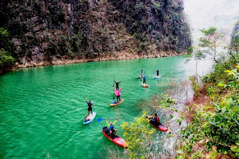 day 3 cruise on nho que river return to ha giang