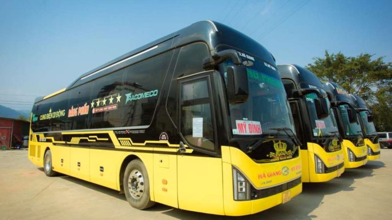 sapa-to-ha-giang-bus-2